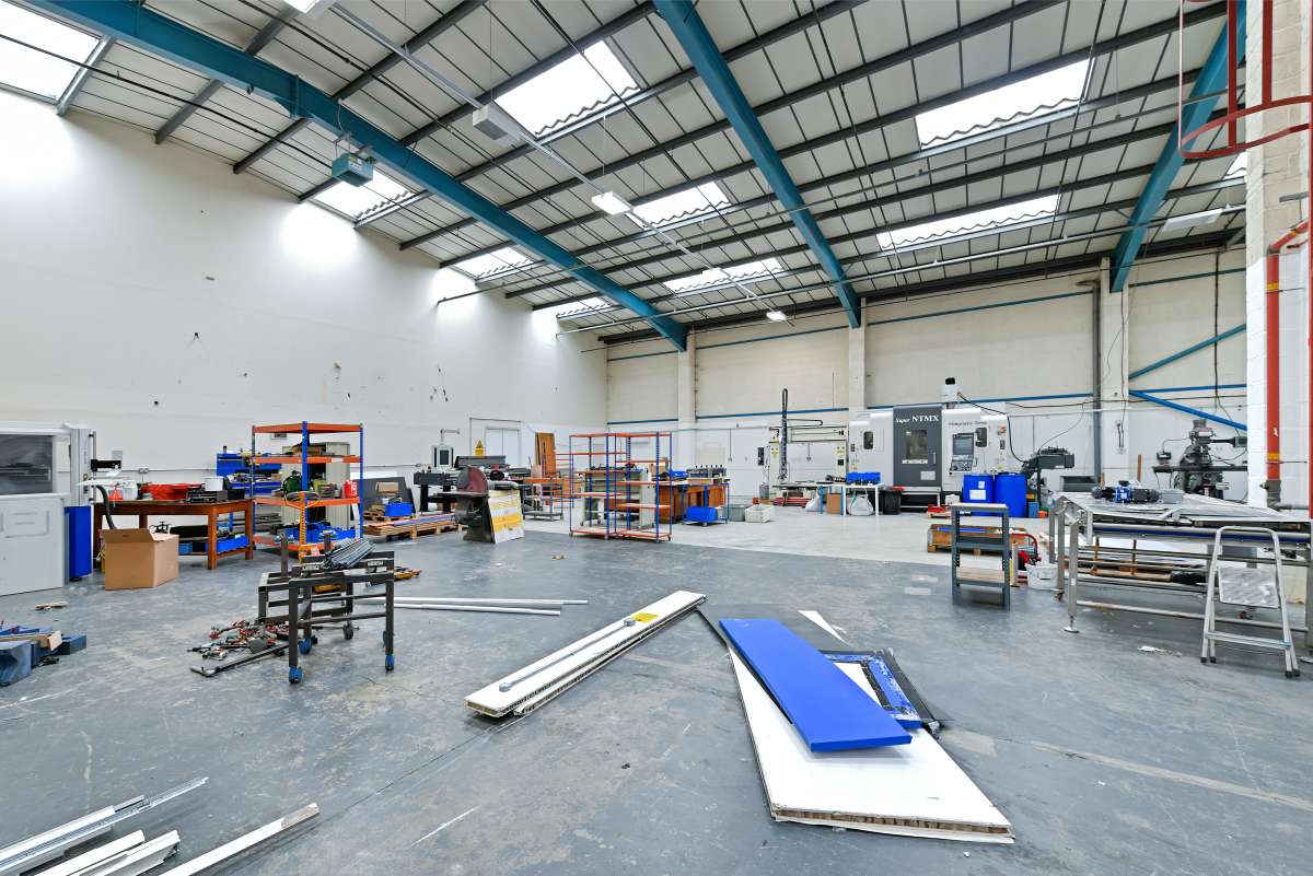Industrial Unit in Nottingham - photo 2