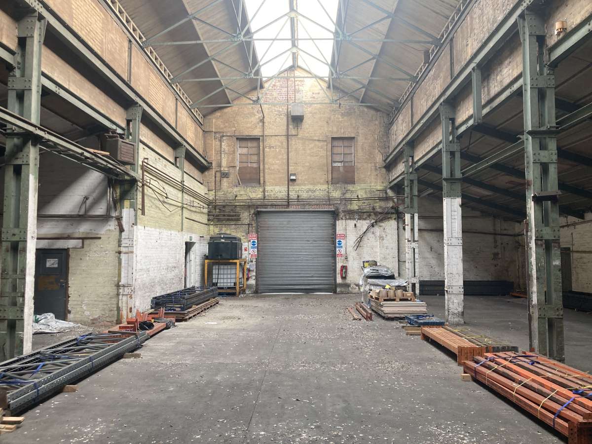 Industrial Unit in Irvine - photo 4