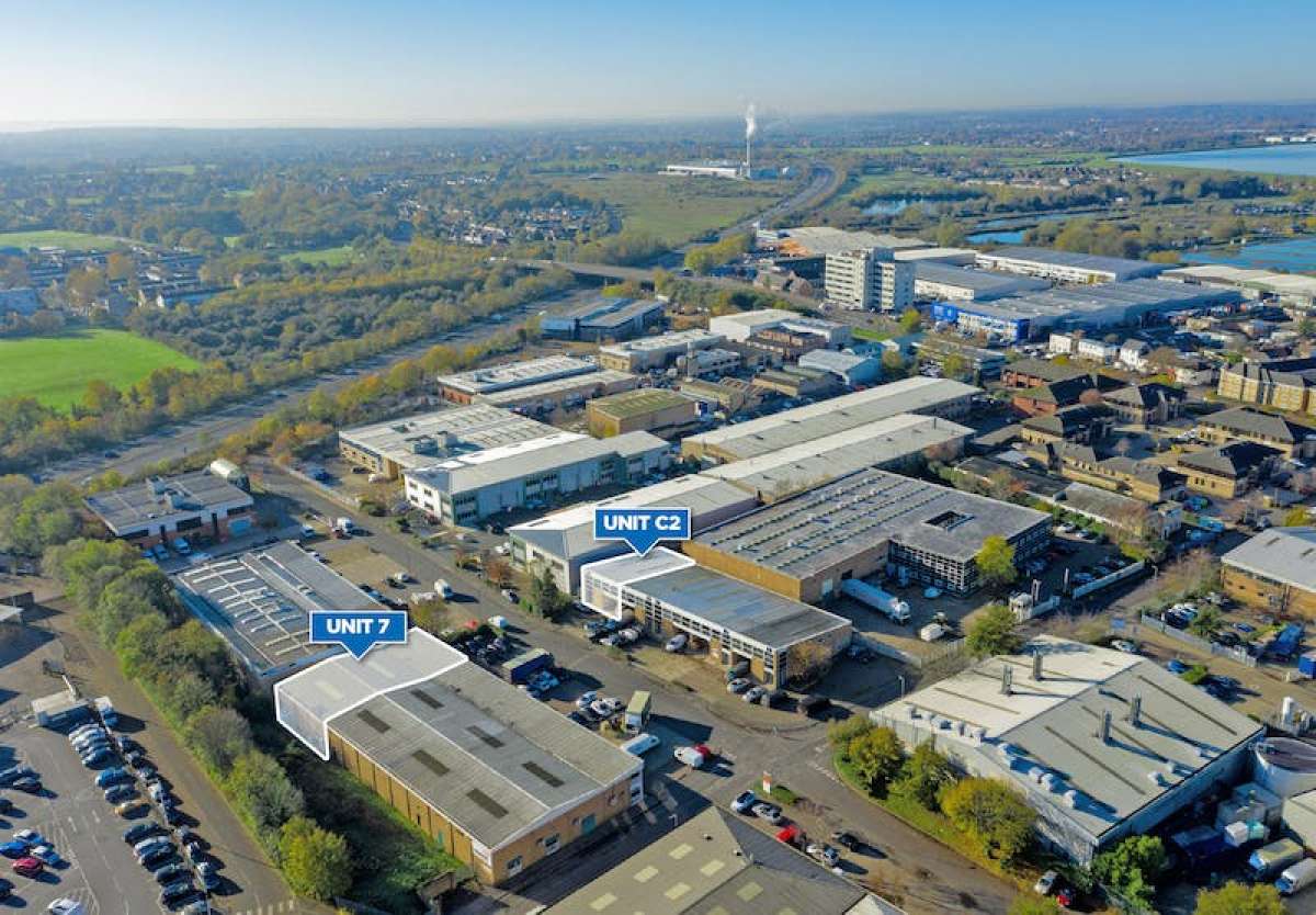 Industrial in Sunbury-On-Thames