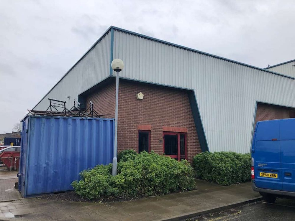 Industrial Unit in Sunbury-on-Thames - photo 3