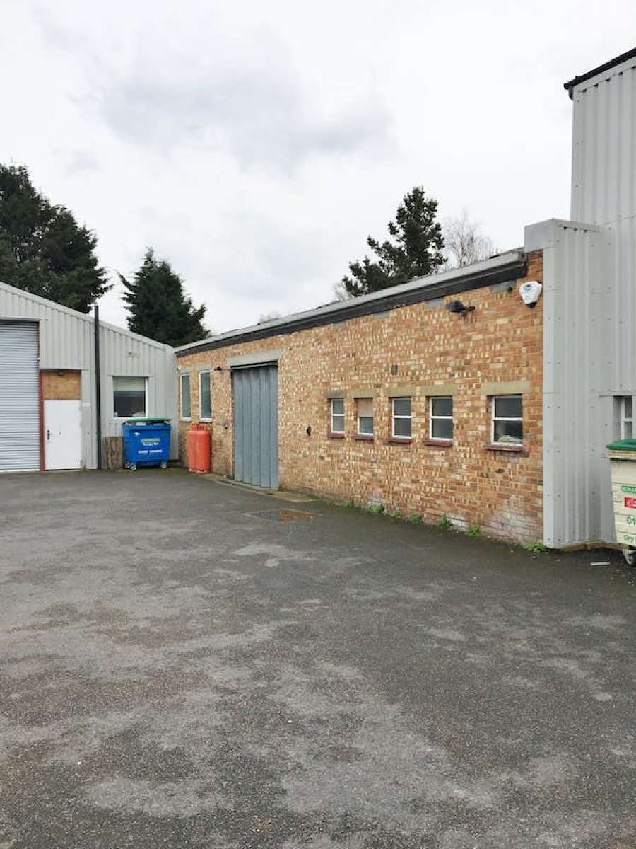 Industrial in Addlestone