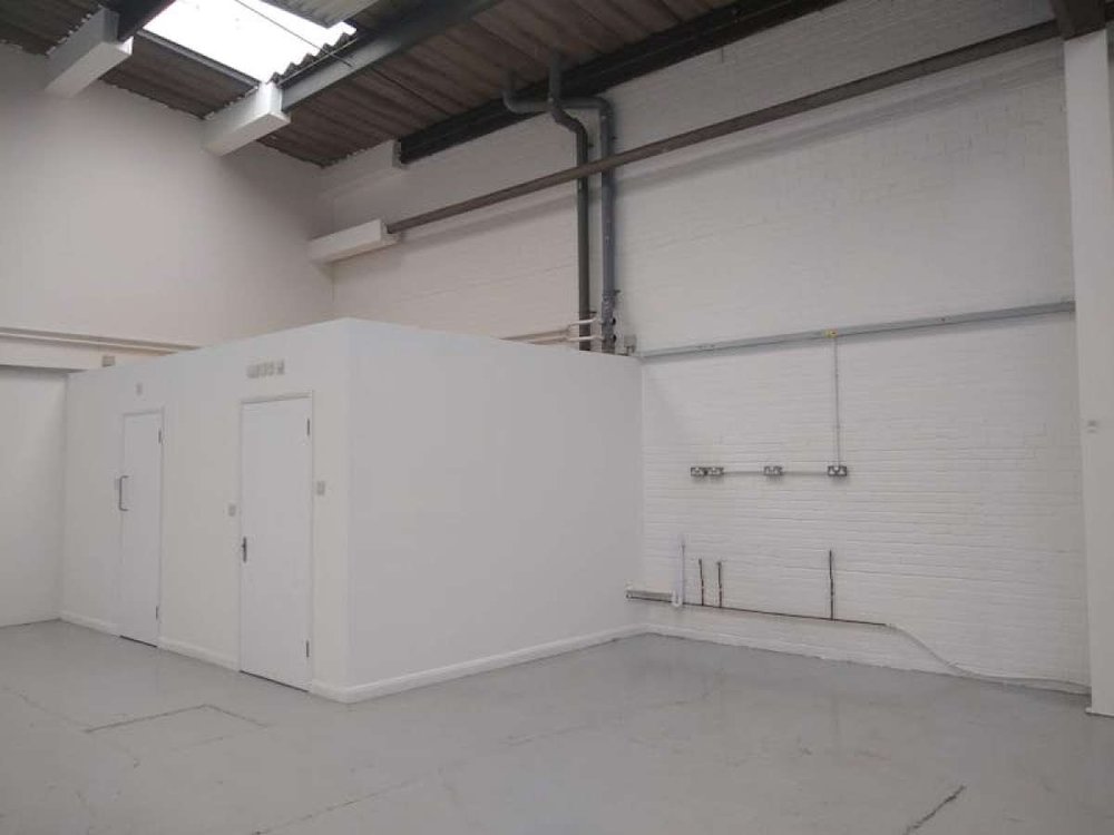 Industrial Unit in Horsham - photo 4