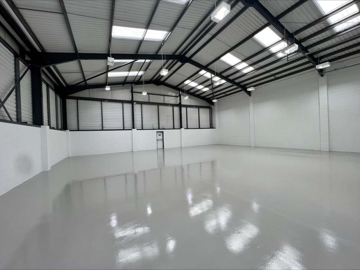 Industrial Unit in Brierley Hill - photo 4