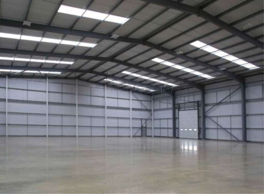 Industrial Unit in Market Harborough - photo 3