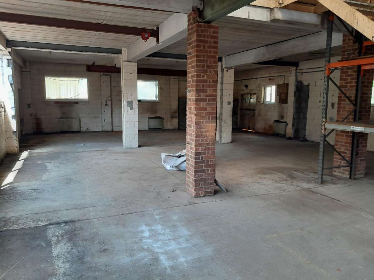 Industrial Unit in Ashford - photo 2