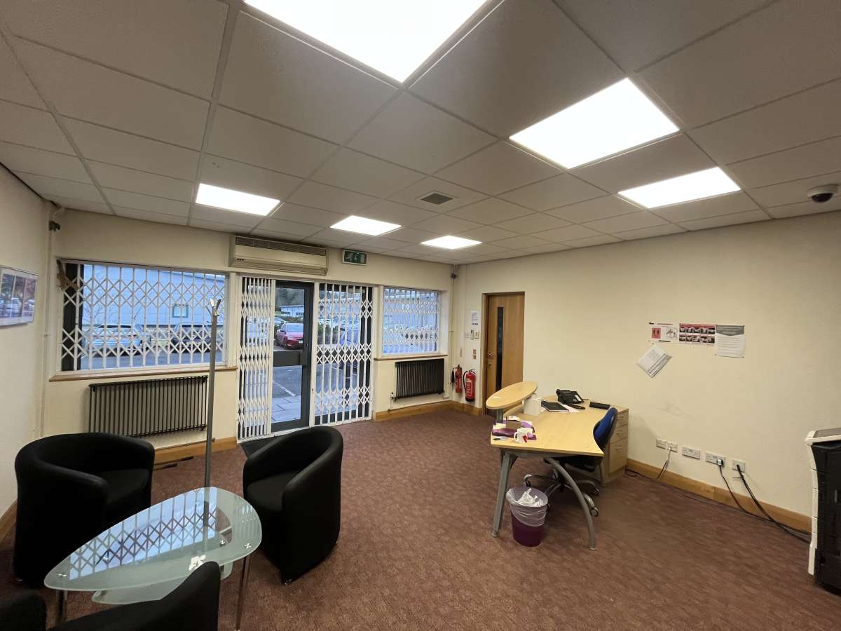 Industrial Unit in Edinburgh - photo 2