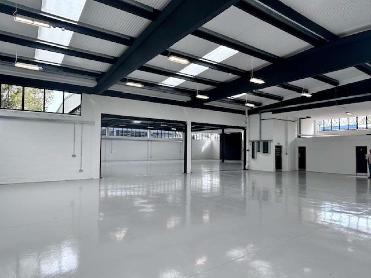 Industrial Unit in Biggleswade - photo 2
