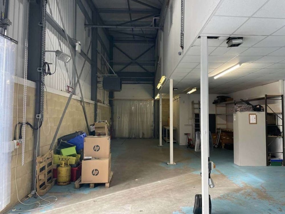 Industrial Unit in Frome - photo 3