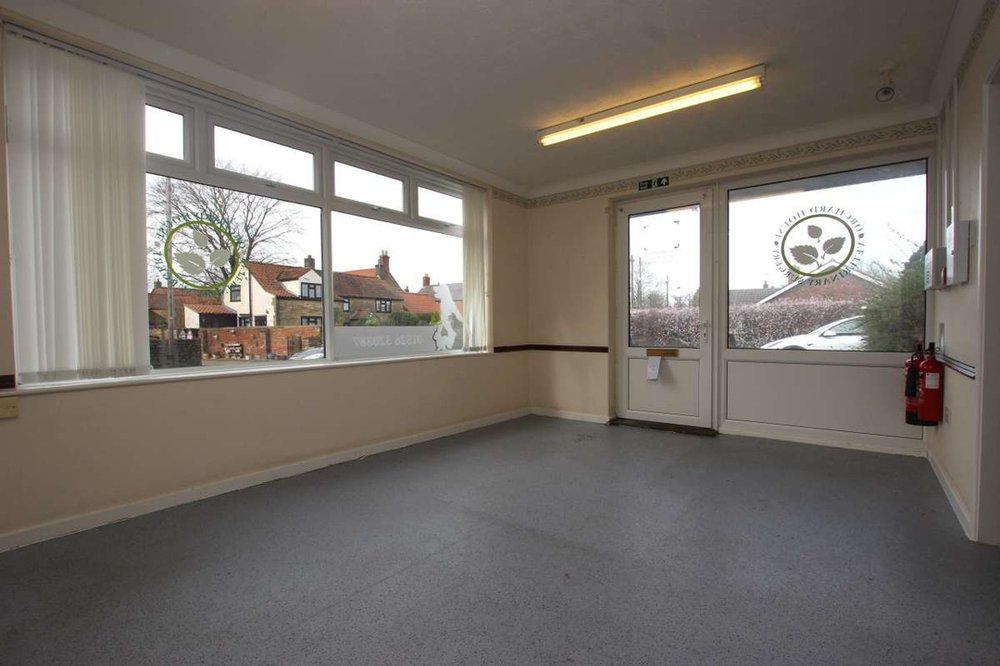 Industrial Unit in Lincoln - photo 2