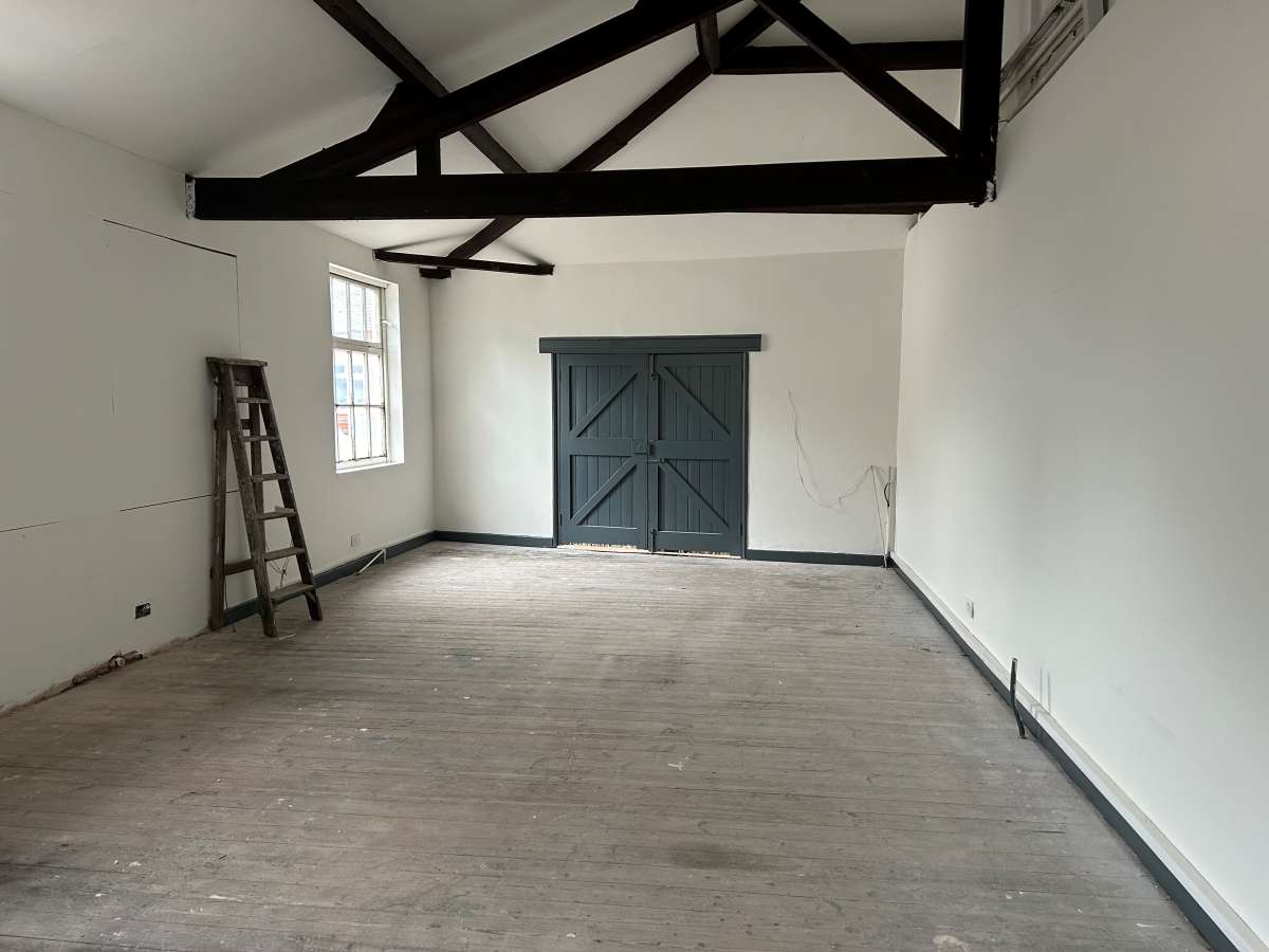 Industrial Unit in Leicester - photo 4