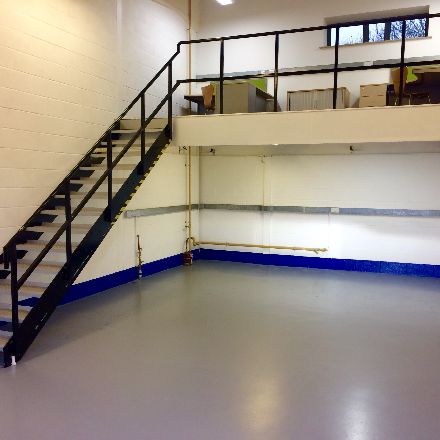 Industrial Unit in Bromsgrove - photo 3