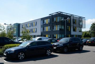 Industrial Unit in Dartford - photo 2