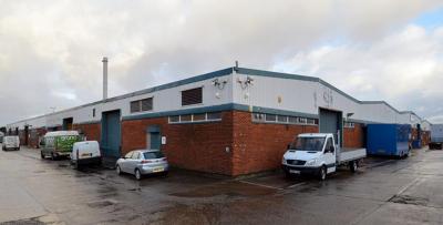 Industrial Unit in Altrincham - photo 4
