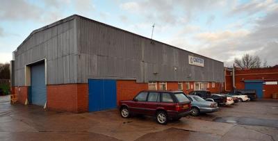 Industrial Unit in Rochdale - photo 3