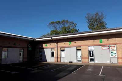 Industrial Unit in Weymouth - photo 2