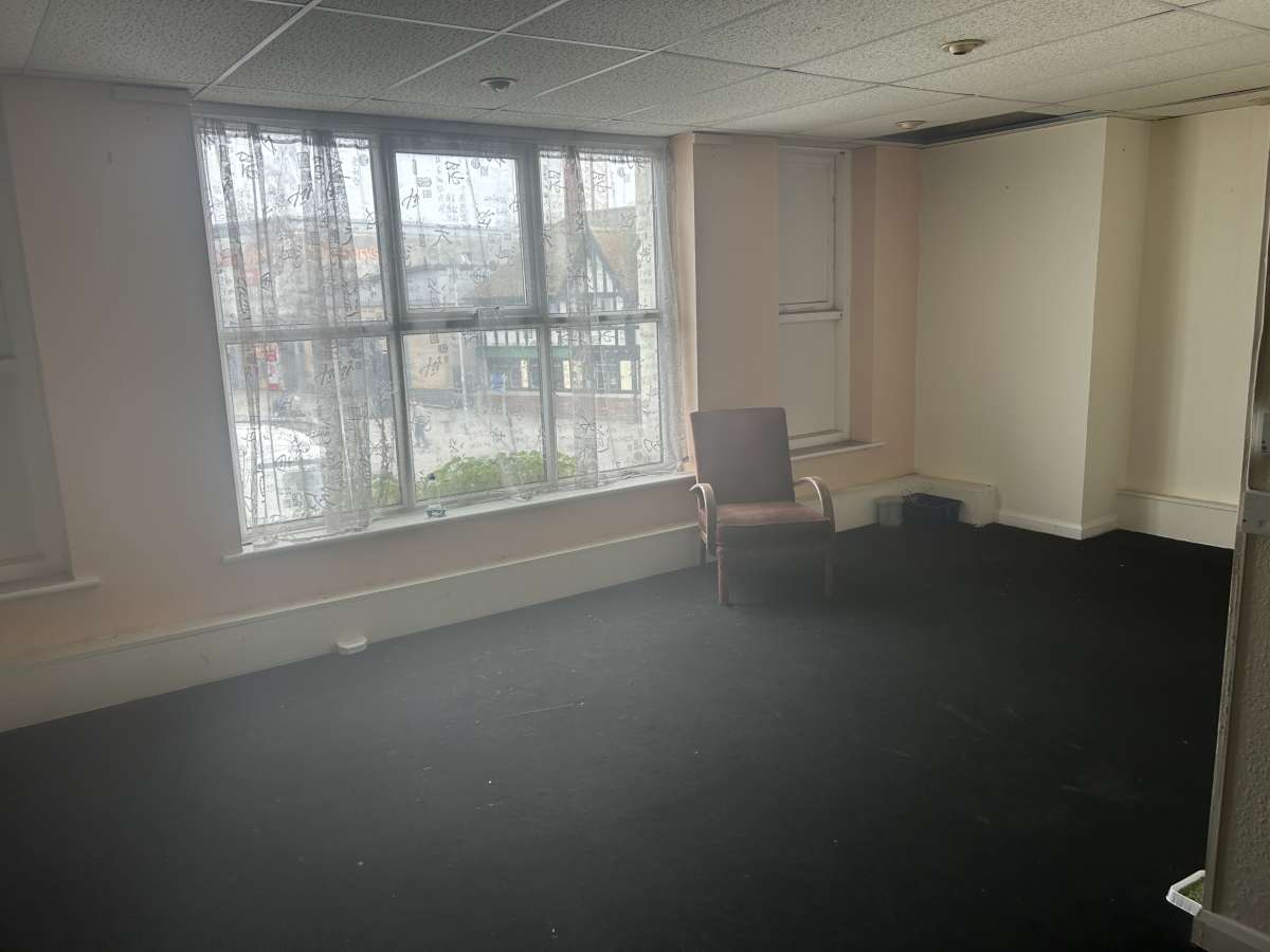 Investment in Southampton - photo 2