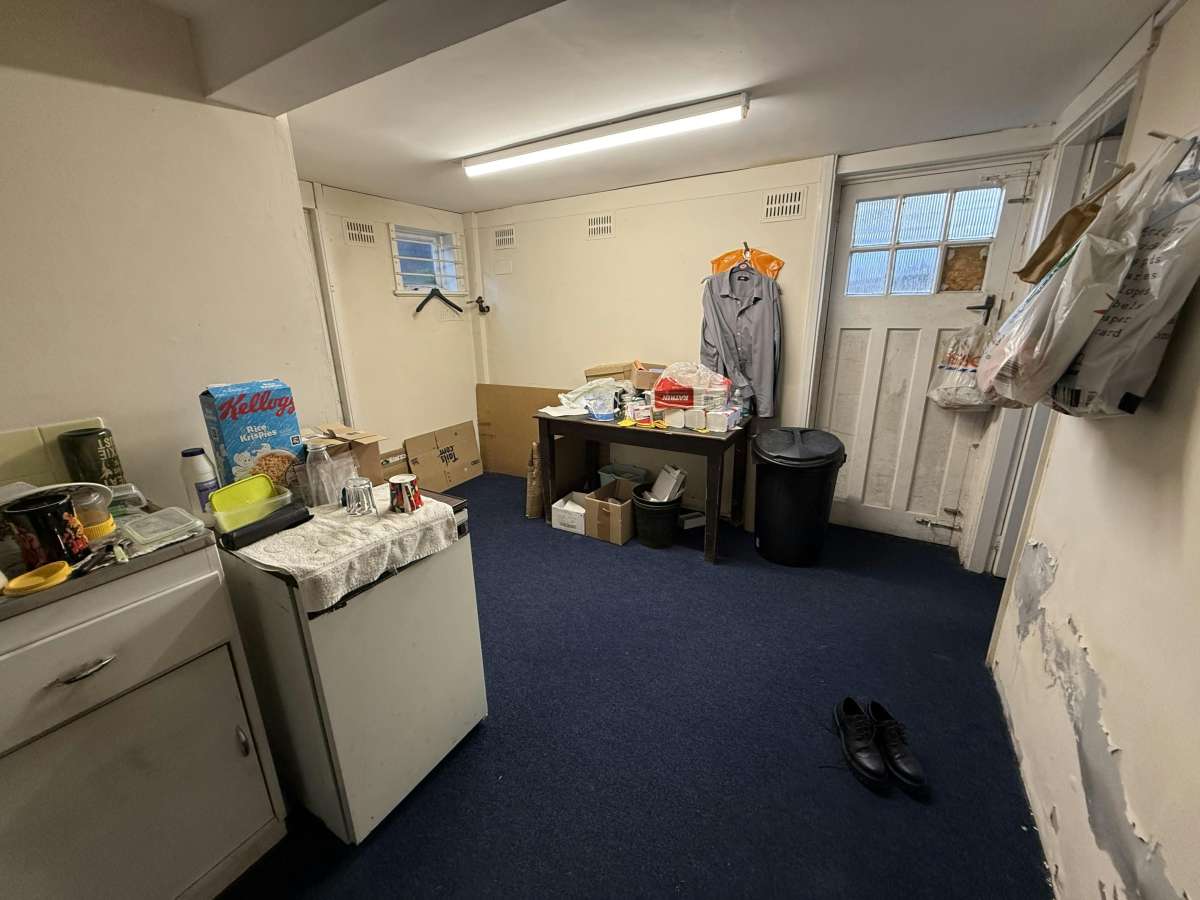 Office in Southampton - photo 4