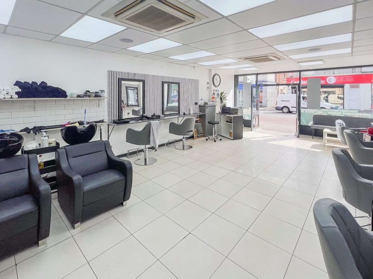 Investment in Bournemouth - photo 2