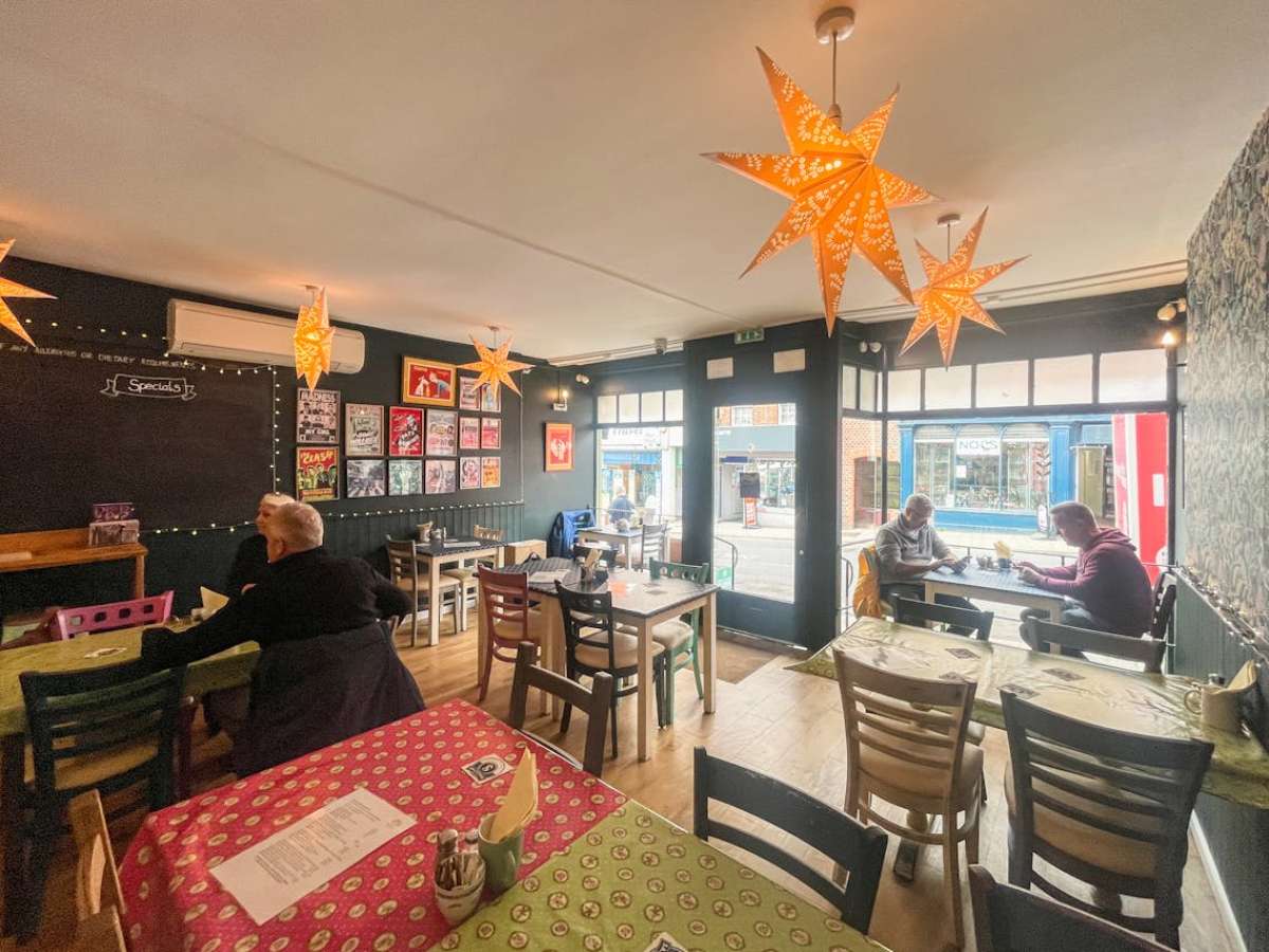 Investment in Blandford Forum - photo 3