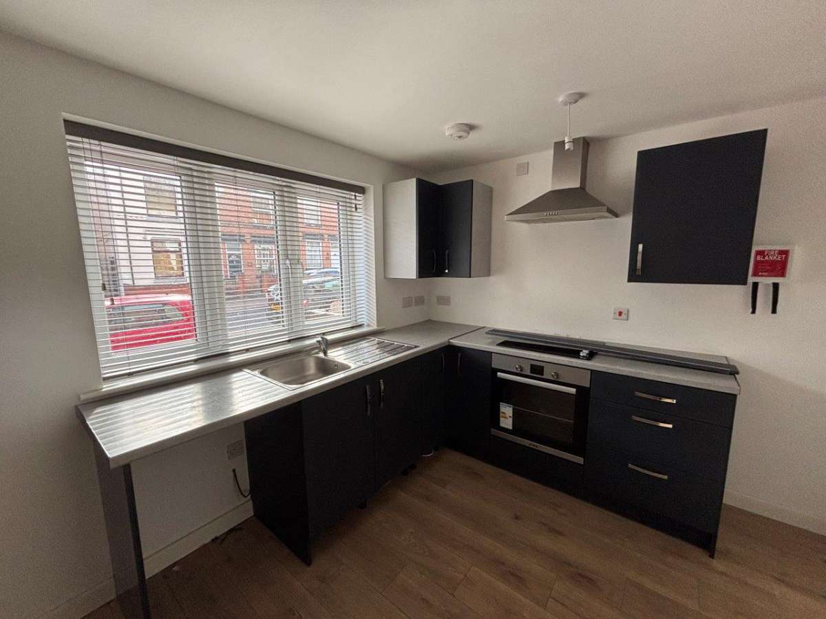 Investment in Leicester - photo 2