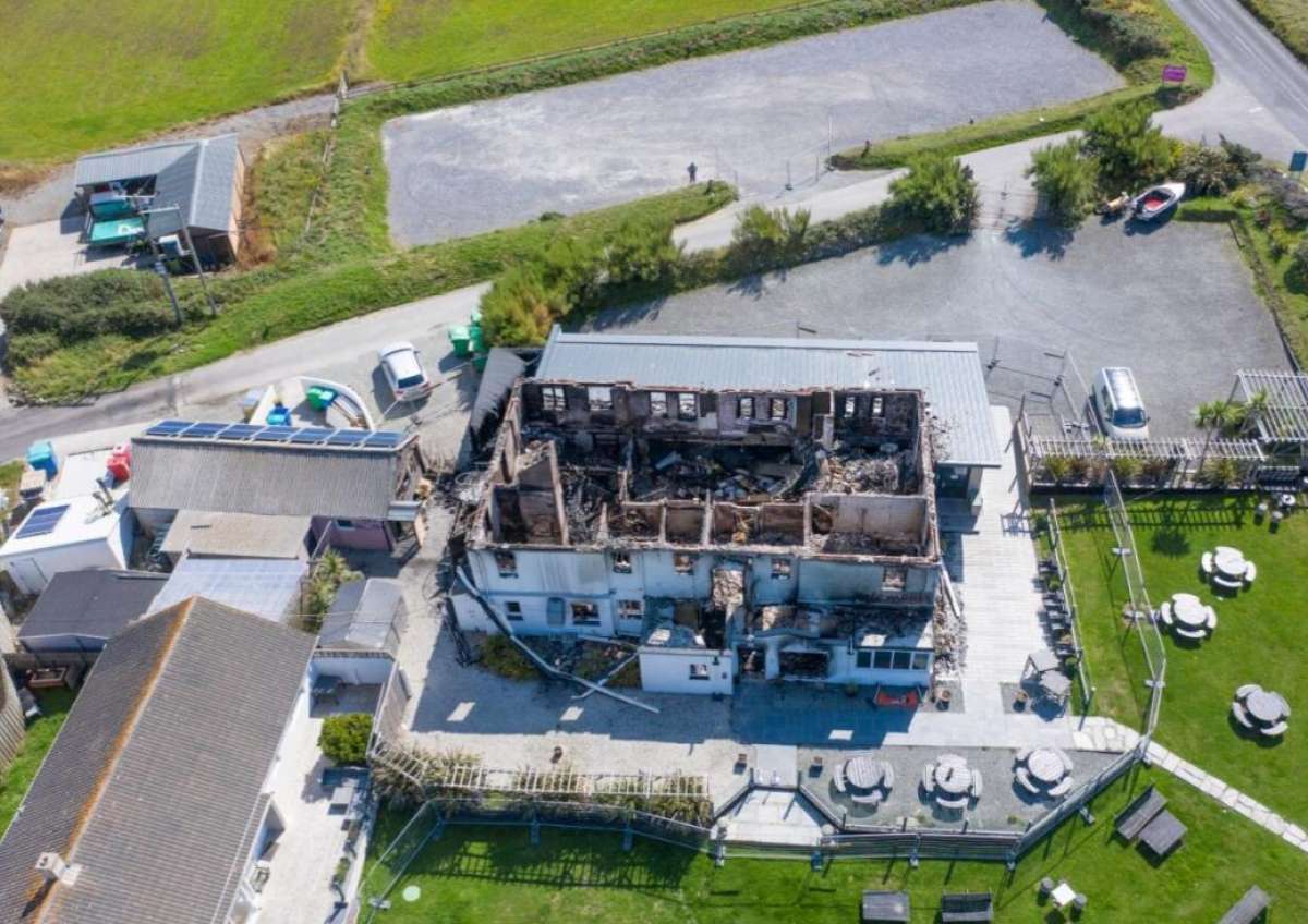 Investment in Widemouth Bay - photo 4