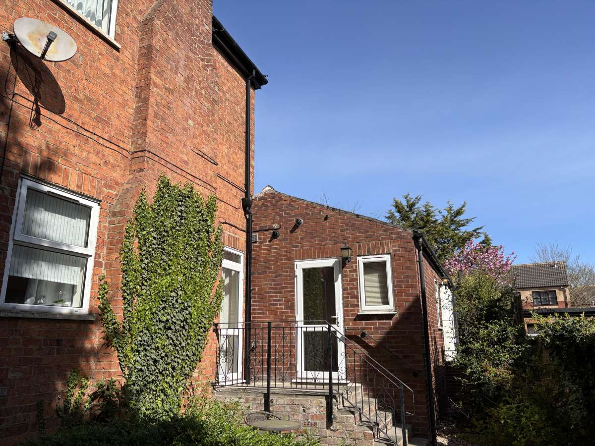 Investment in Lincoln - photo 3