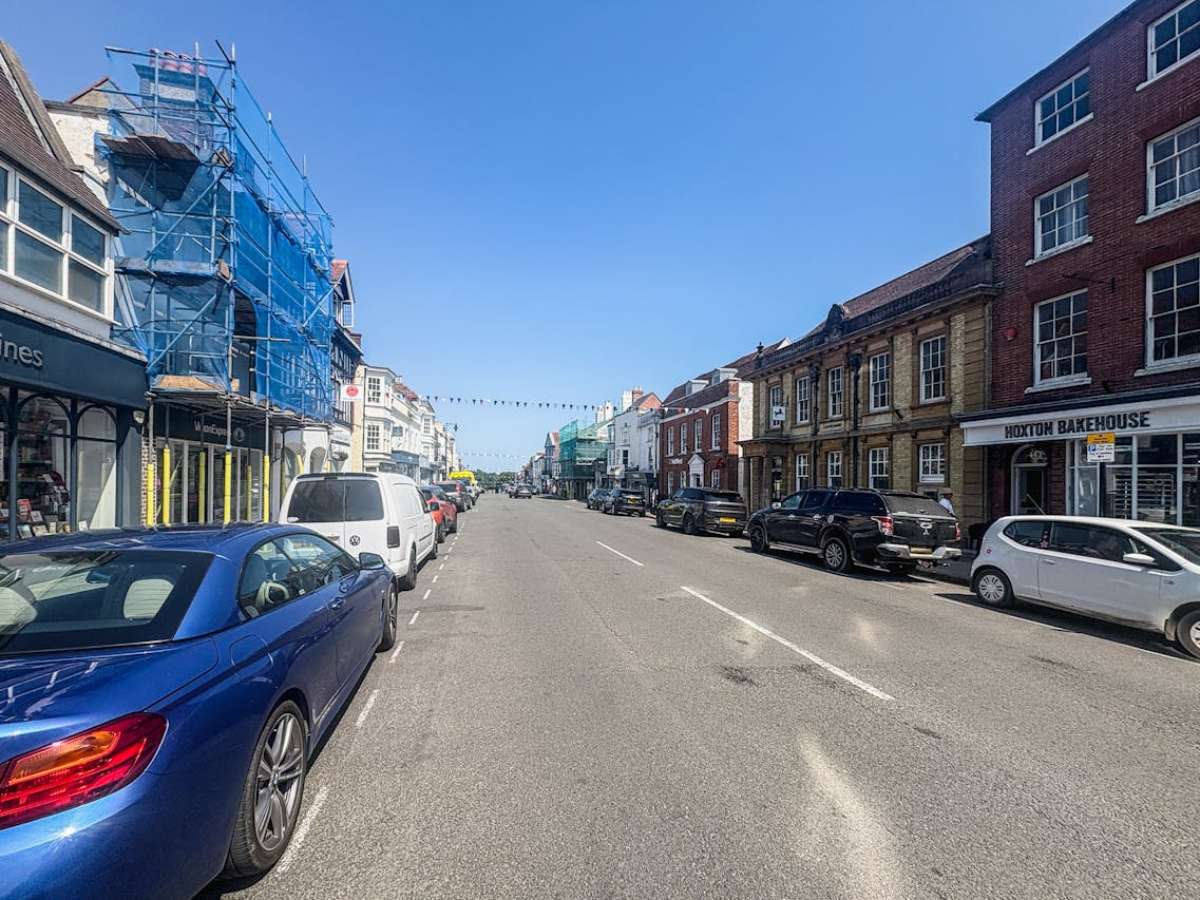 Land in Lymington - photo 4