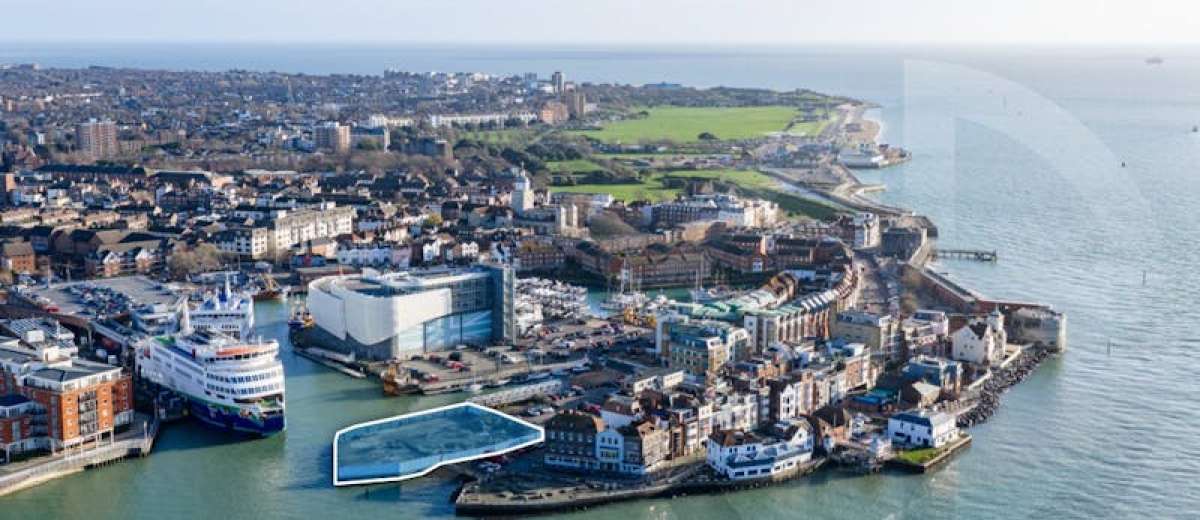 Land in Old Portsmouth