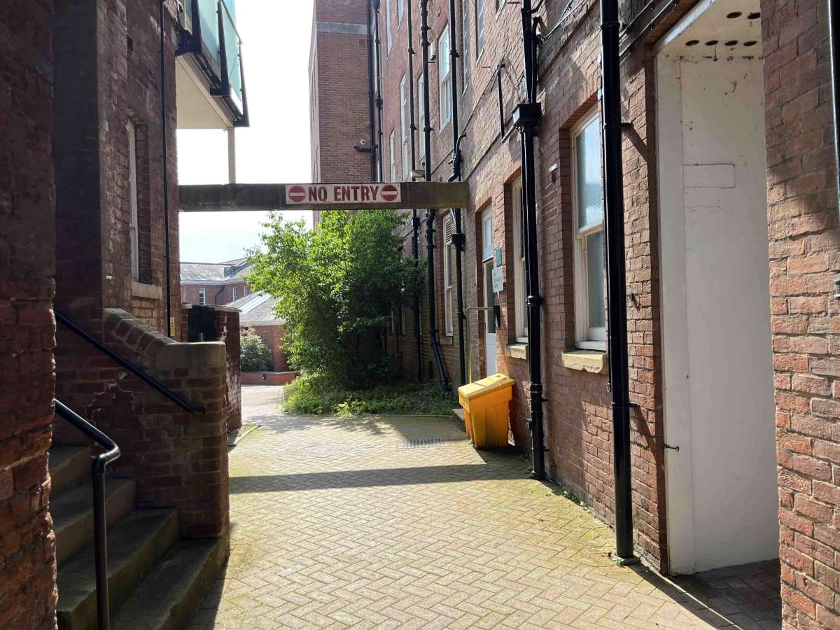 Office in Exeter - photo 3