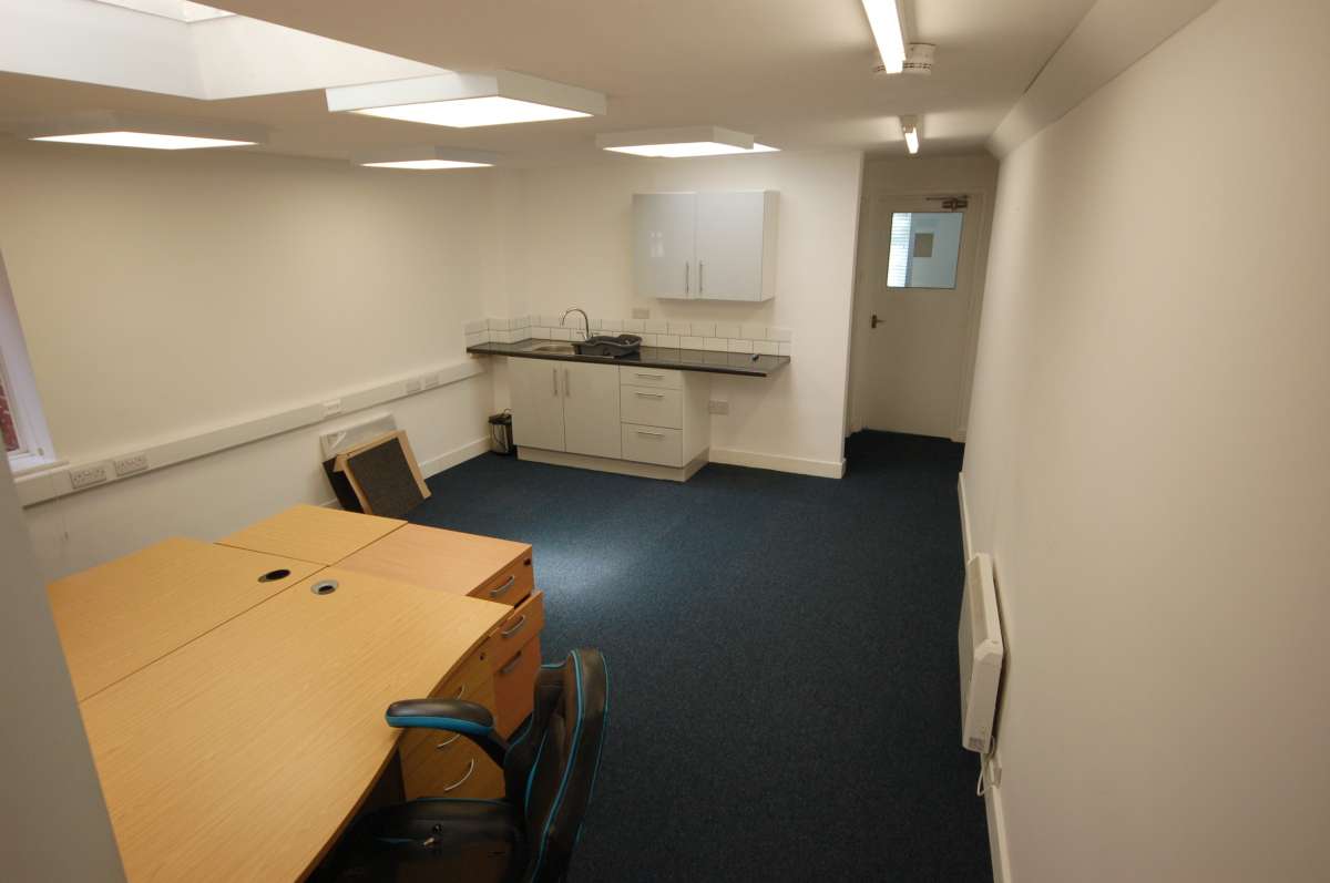 Office in Lutterworth - photo 4
