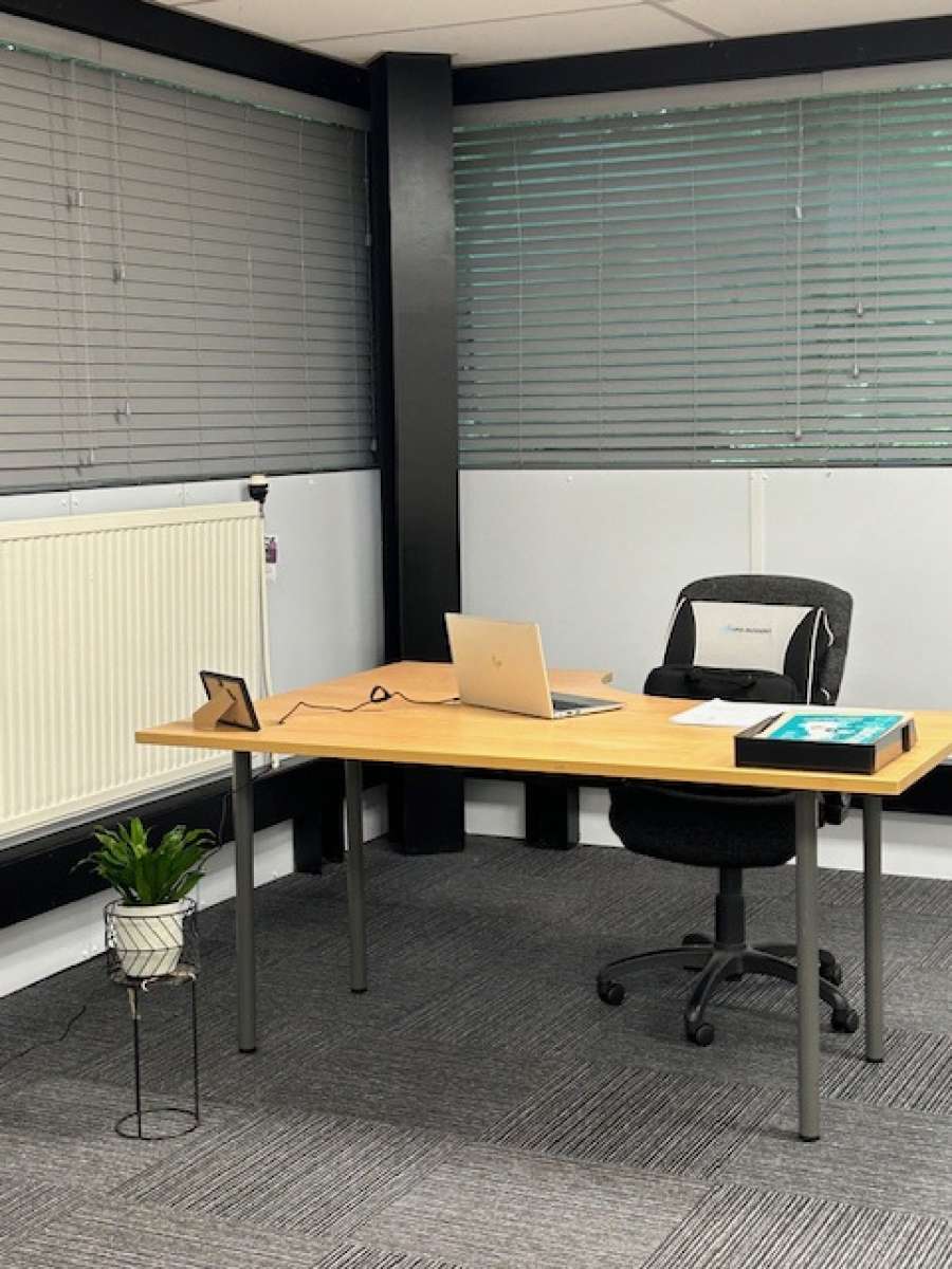 Office in Dundee - photo 2