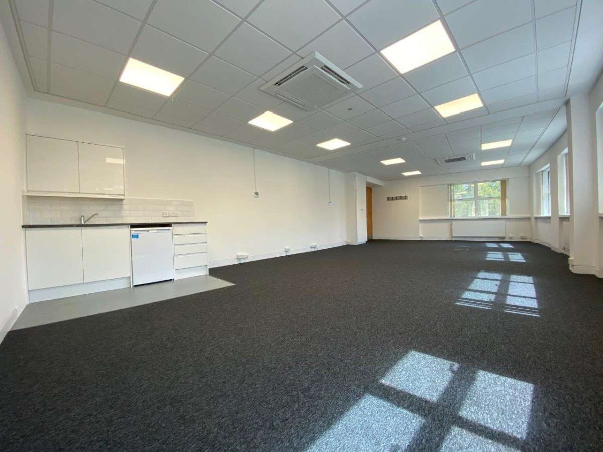 Office in Colchester - photo 2
