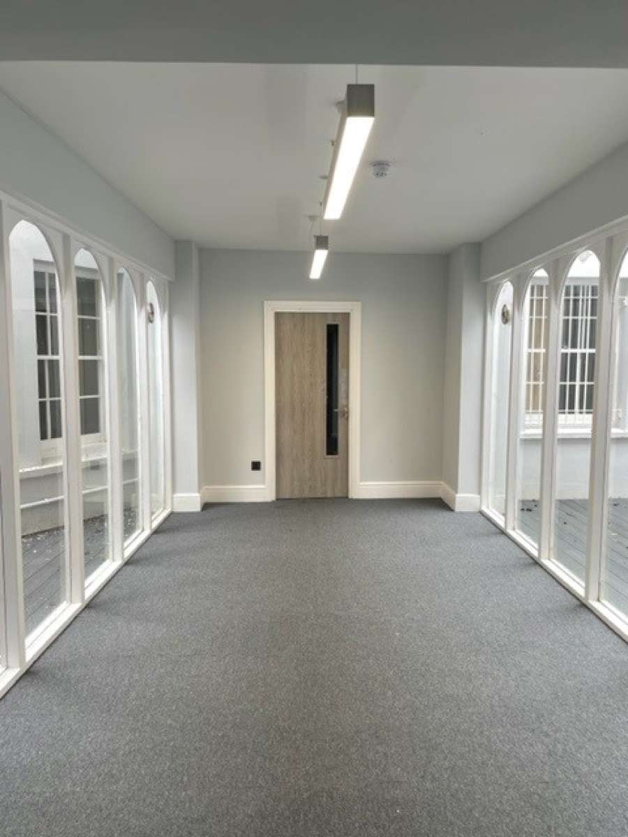 Office in Cheltenham - photo 2