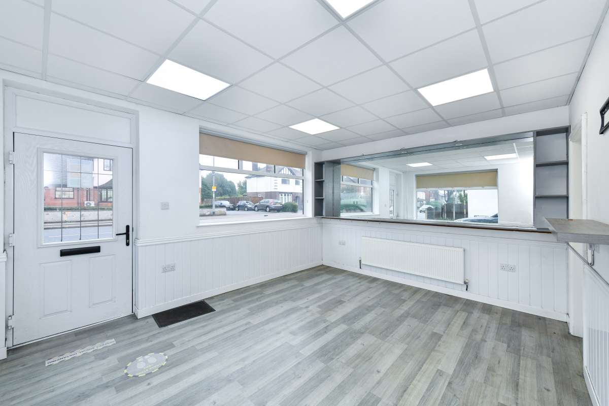Retail/Shop in Nottingham - photo 3