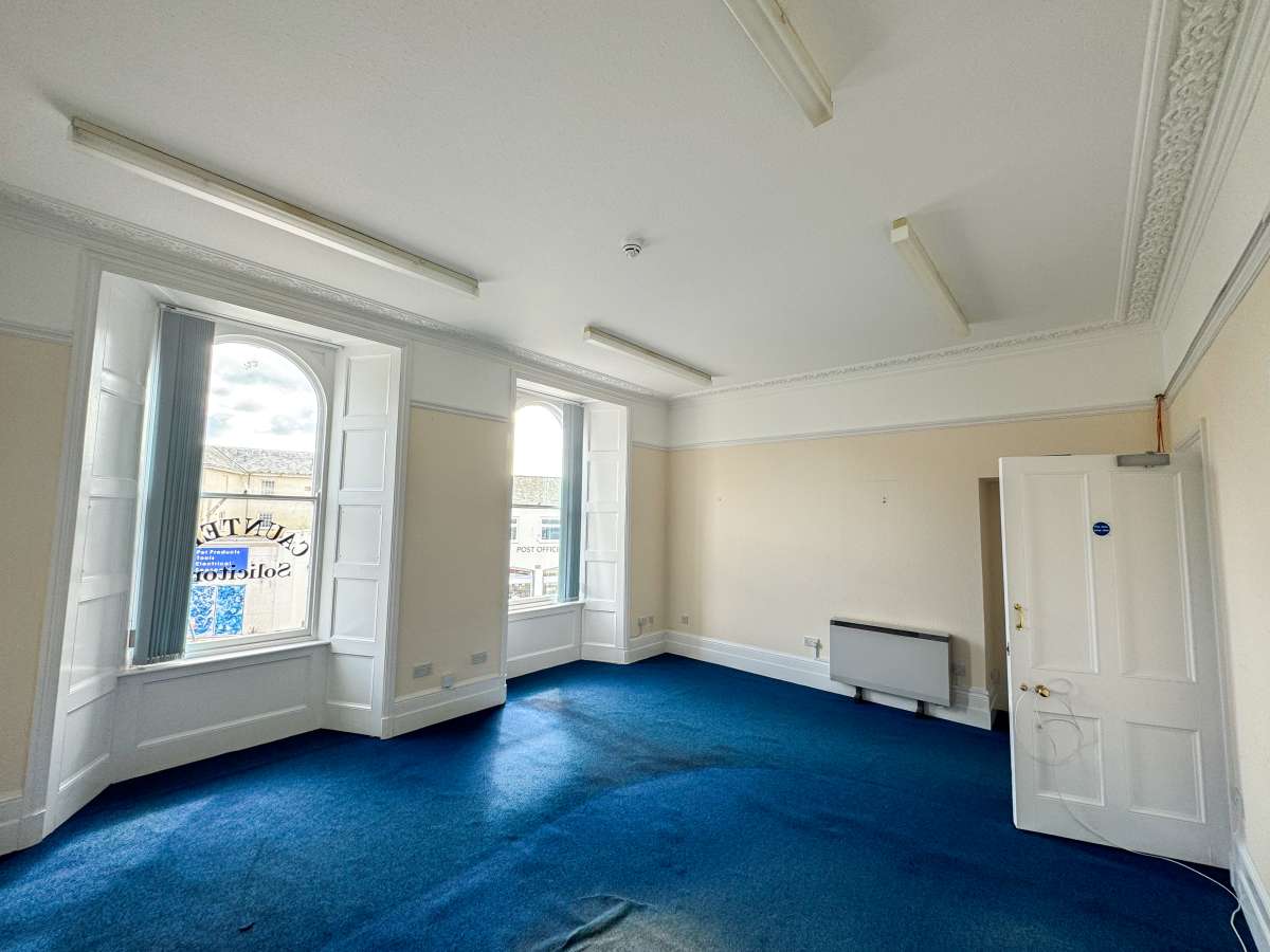 Office in Liskeard - photo 2