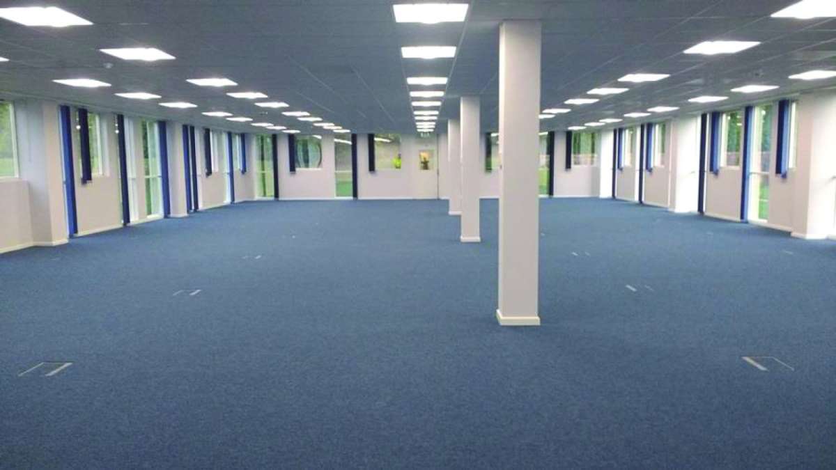 Office in Southampton - photo 3