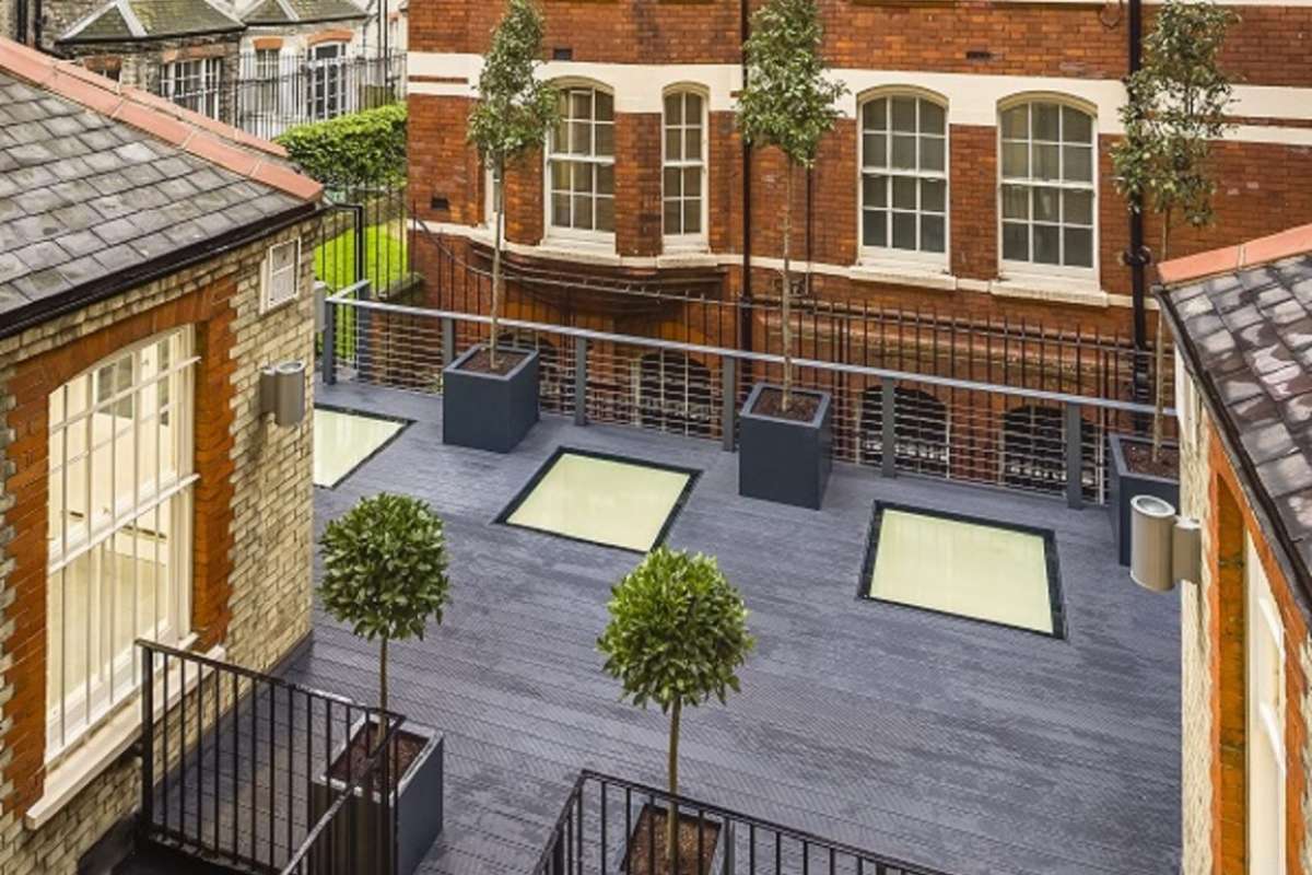 Office in London - photo 4