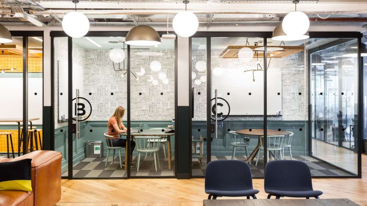 Office in London - photo 4