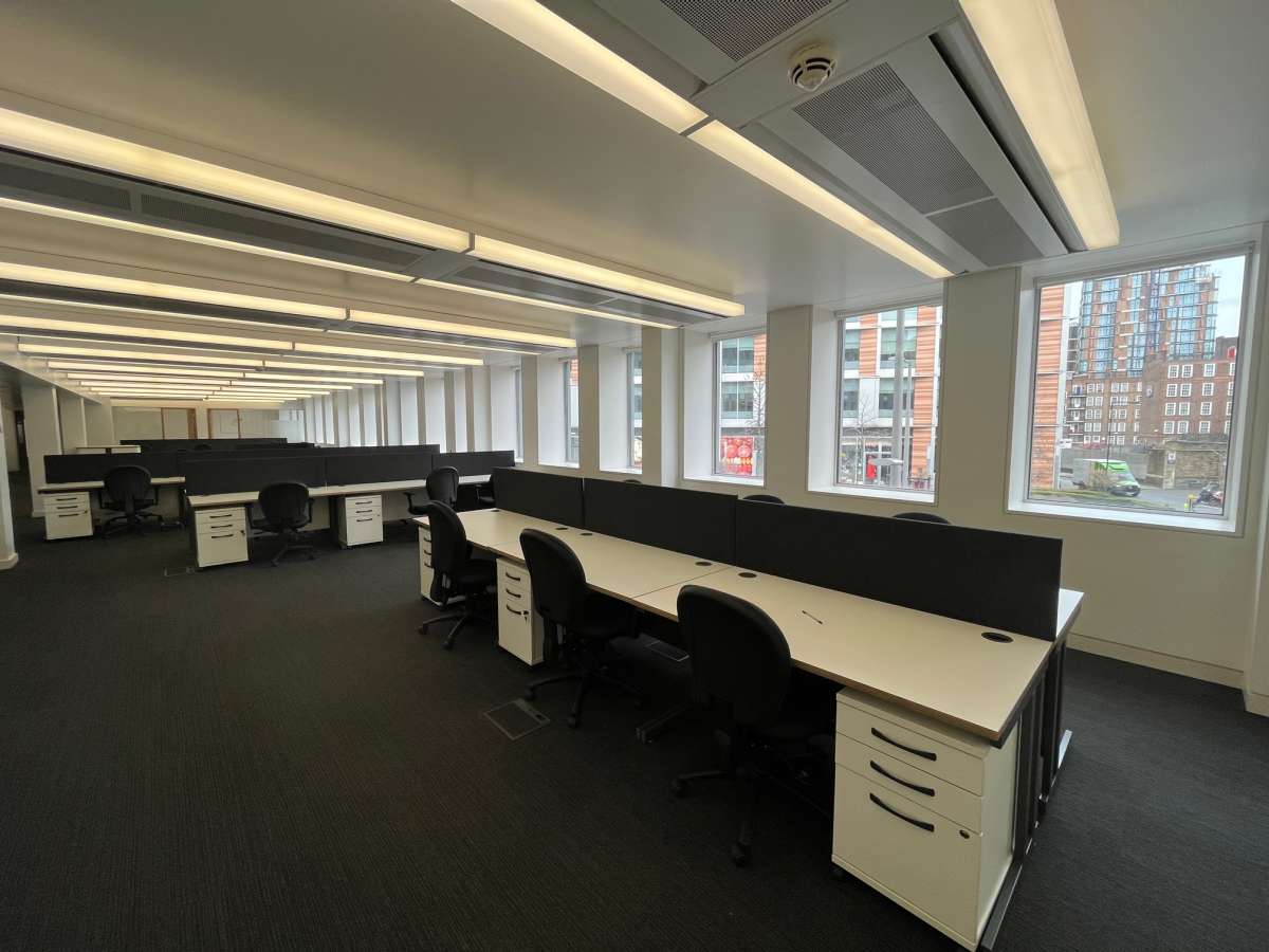 Office in London - photo 3