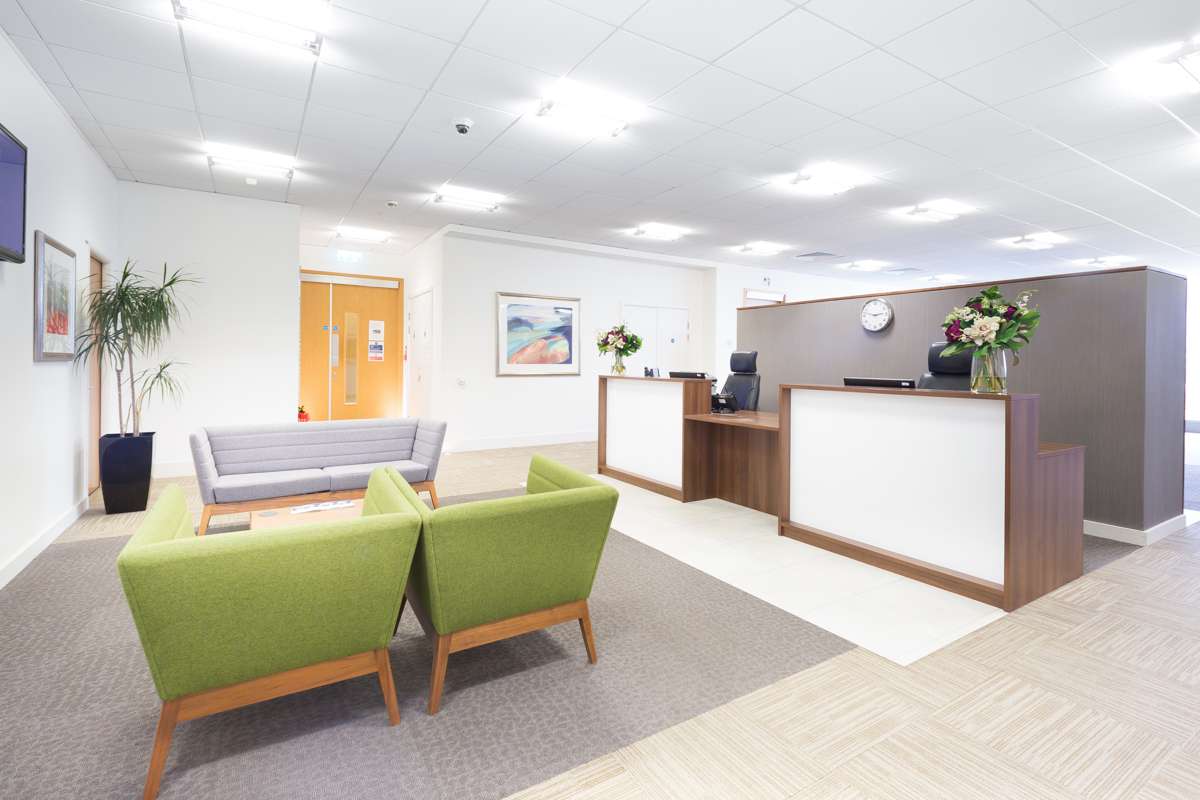 Office in Luton - photo 4