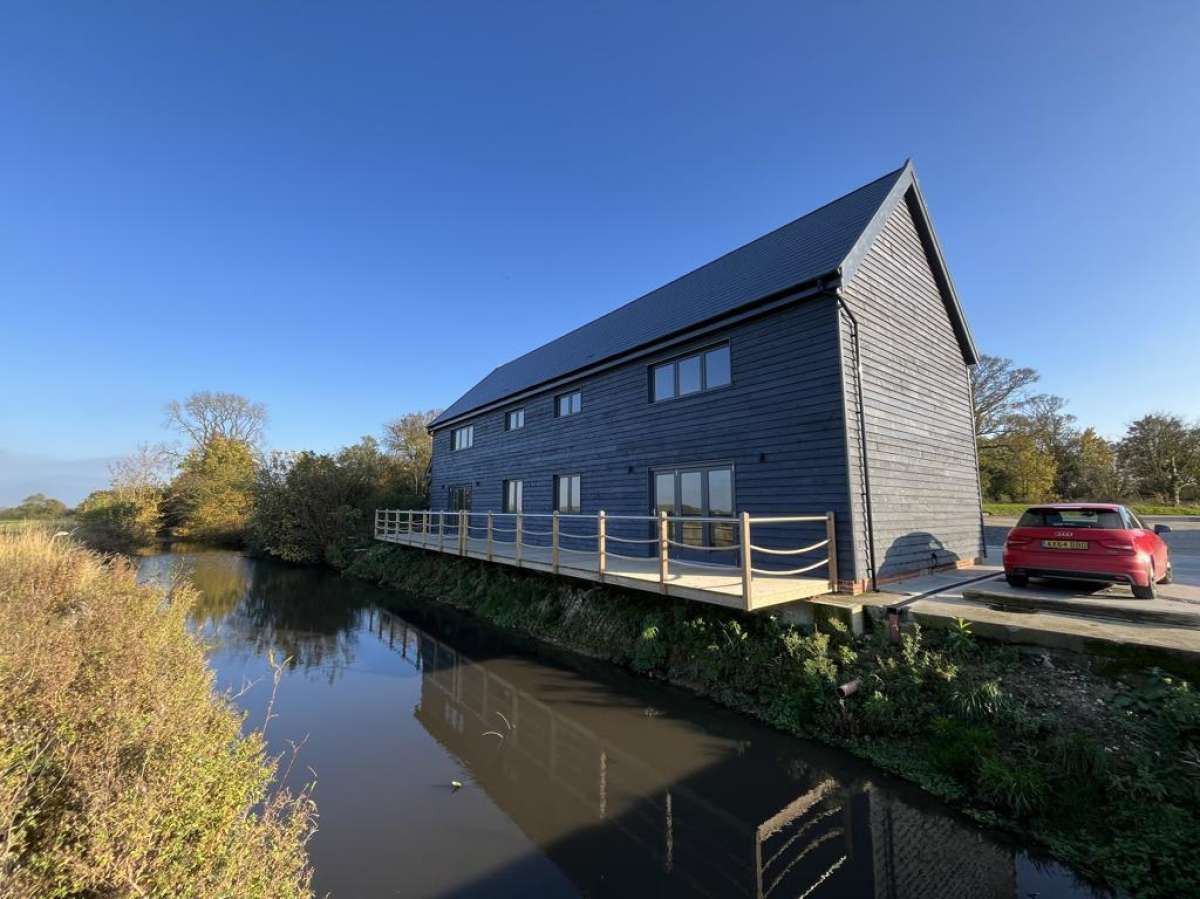 Office in Stowmarket - photo 3