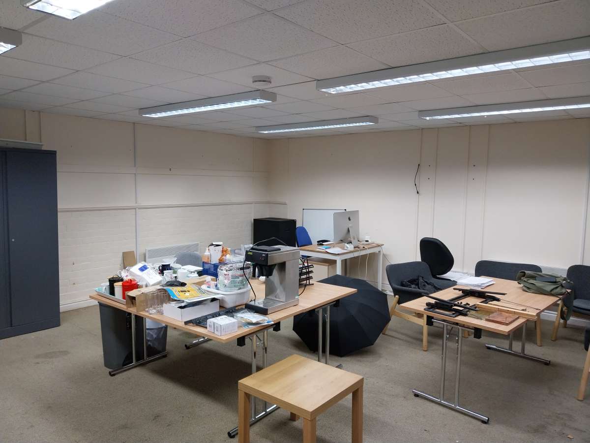 Office in Lincoln - photo 2