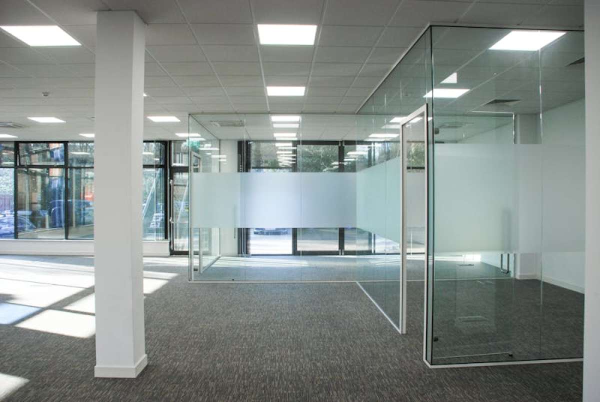 Office in Fleet - photo 3