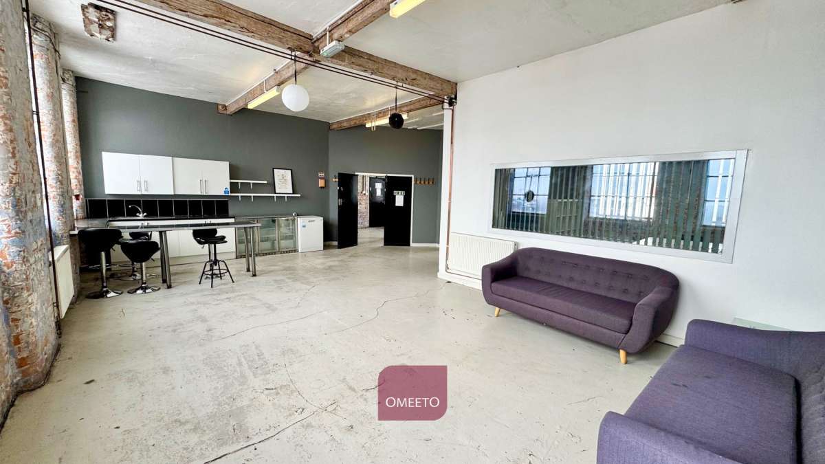 Office in Nottingham - photo 3