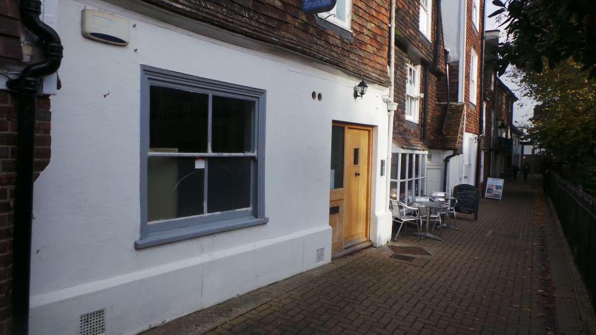 Office in Ashford - photo 2