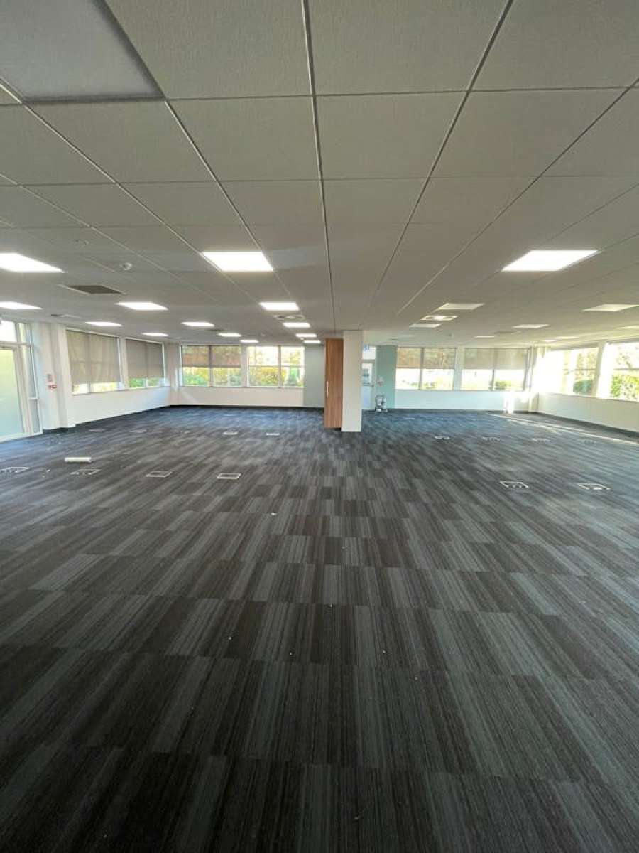 Office in Southampton - photo 2