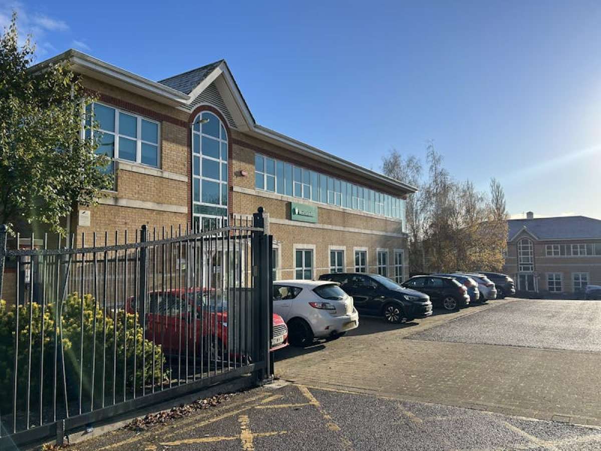 Office in Reading - photo 4