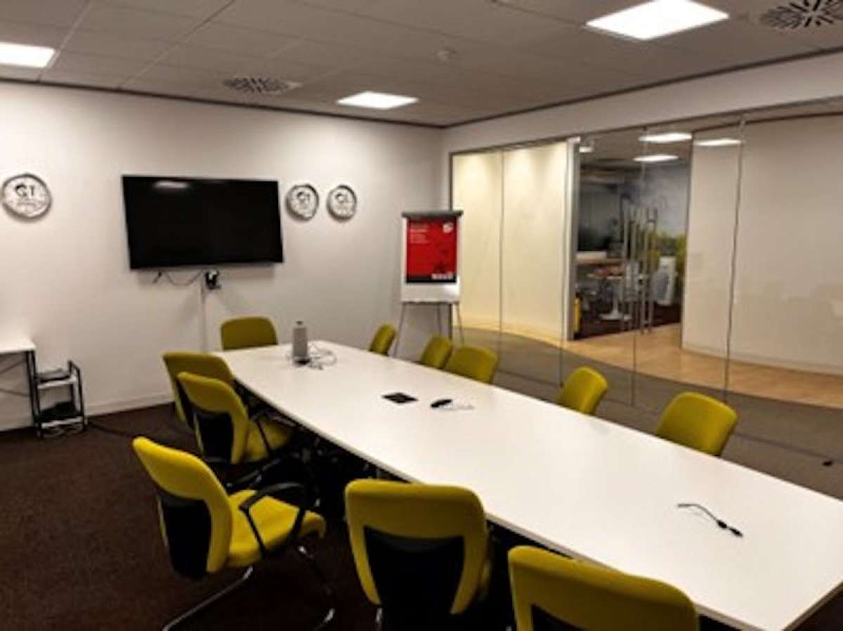 Office in Portsmouth - photo 4