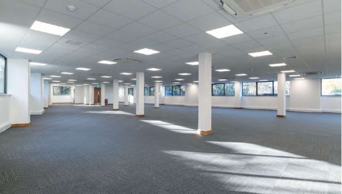 Office in Totton - photo 3