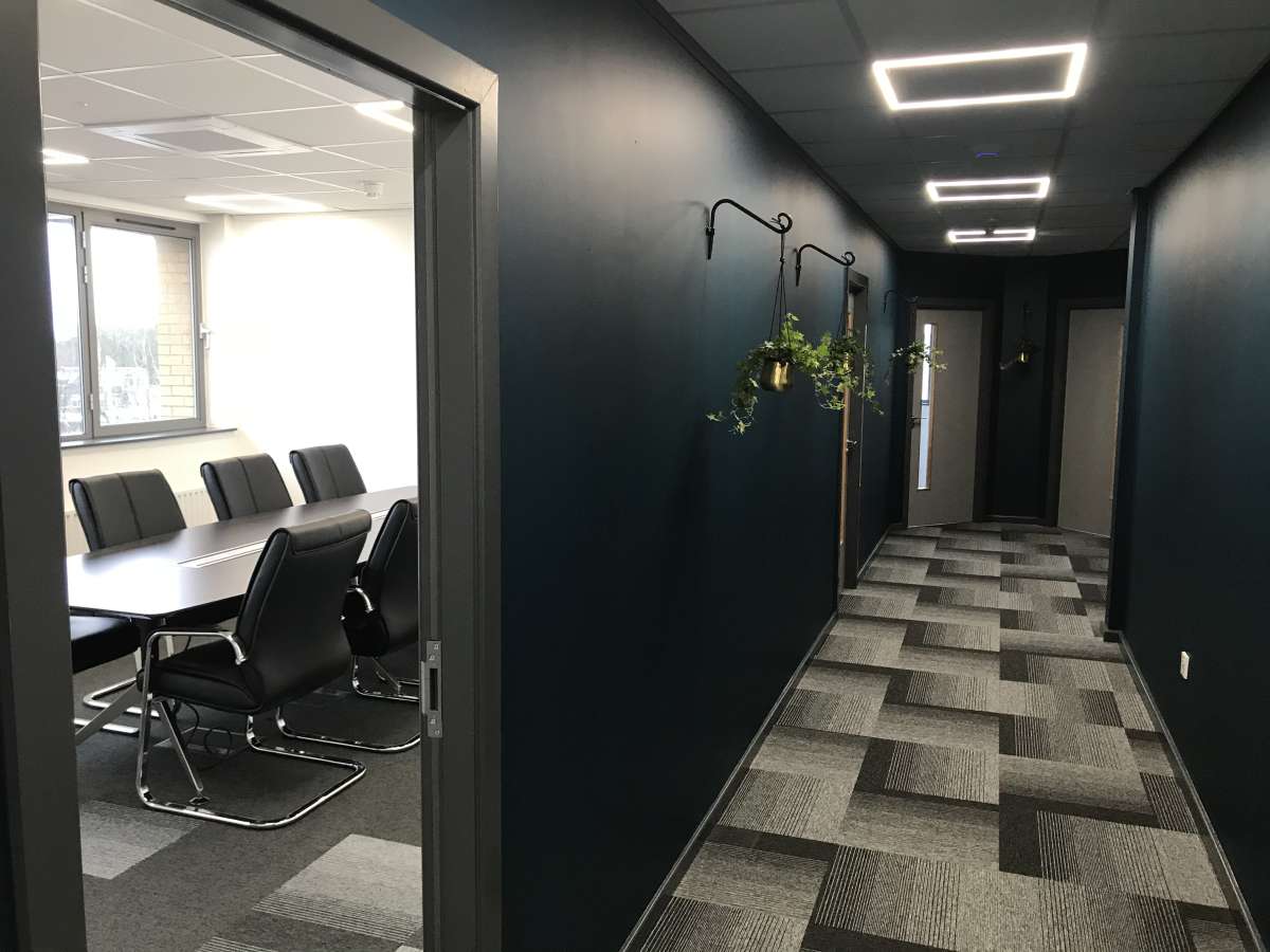 Office in Bradford - photo 3